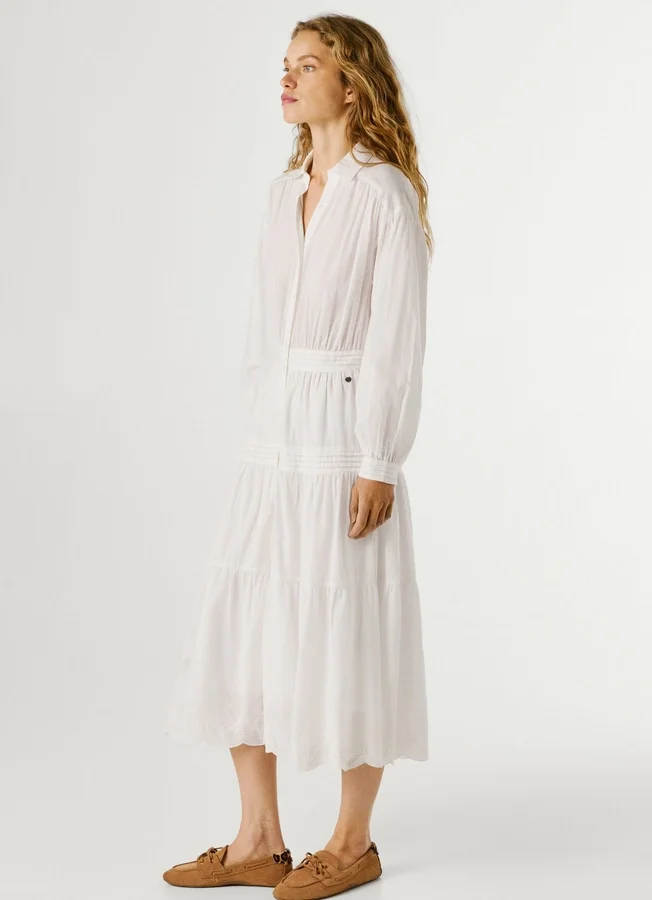 Maxikleid mit langem Hemdkragen Maxikleid mit langem Hemdkragen