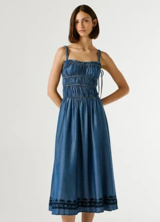 Maxikleid mit Trägern