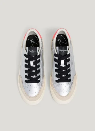 Metallic-Sneaker mit Glitzer-Details
