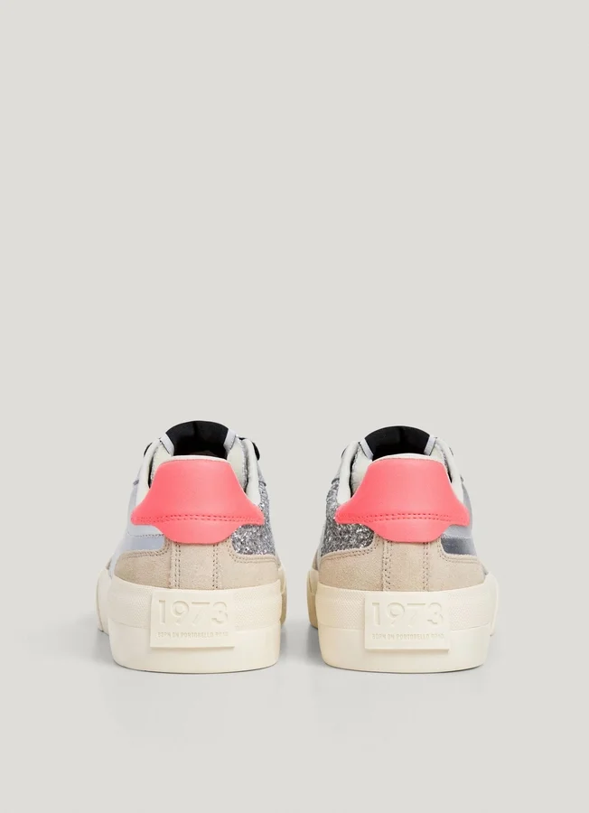 Metallic-Sneaker mit Glitzer-Details Metallic-Sneaker mit Glitzer-Details