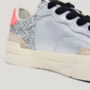 Metallic-Sneaker mit Glitzer-Details Metallic-Sneaker mit Glitzer-Details