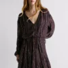 Midi-Kleid mit Streifenmuster Midi-Kleid mit Streifenmuster