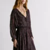 Midi-Kleid mit Streifenmuster Midi-Kleid mit Streifenmuster