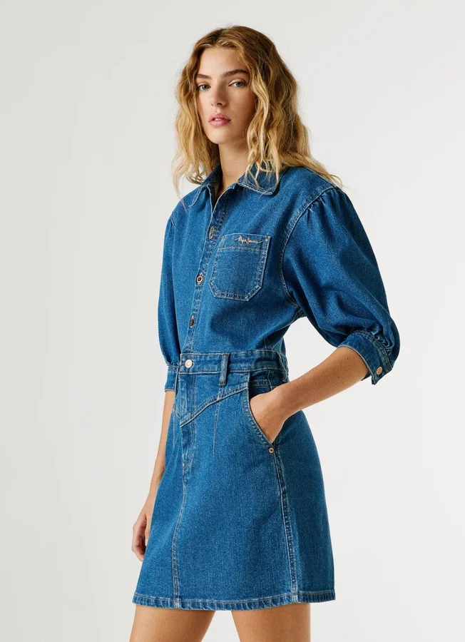 Mini-Kleid aus Denim in Regular-Fit Mini-Kleid aus Denim in Regular-Fit