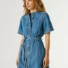 Mini-Kleid aus Denim in Regular-Fit Mini-Kleid aus Denim in Regular-Fit