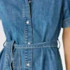 Mini-Kleid aus Denim in Regular-Fit Mini-Kleid aus Denim in Regular-Fit