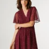 Mini-Kleid mit Polka-Dots Mini-Kleid mit Polka-Dots