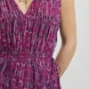 Minikleid mit abstraktem Print Minikleid mit abstraktem Print