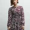 Minikleid mit Blumenprint Minikleid mit Blumenprint
