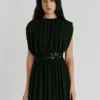 Minikleid mit Häkelverzierung Minikleid mit Häkelverzierung