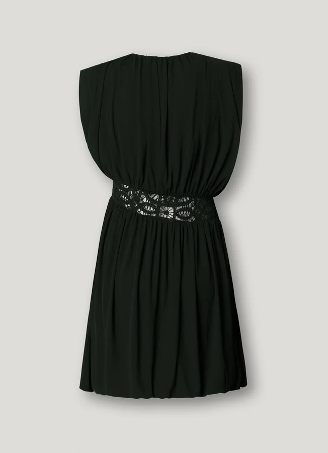 Minikleid mit Häkelverzierung Minikleid mit Häkelverzierung