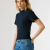 Pointelle-T-Shirt mit gesticktem Logo Pointelle-T-Shirt mit gesticktem Logo