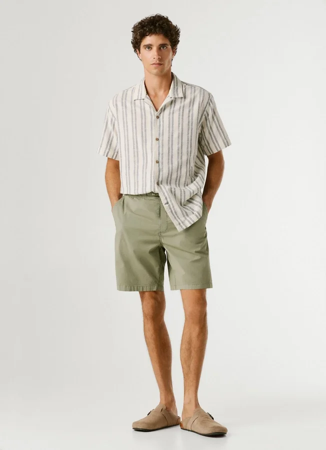 Popeline-Shorts in lockerer Passform Popeline-Shorts in lockerer Passform