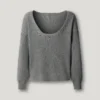 Pullover mit U-Ausschnitt und Rippmuster Pullover mit U-Ausschnitt und Rippmuster