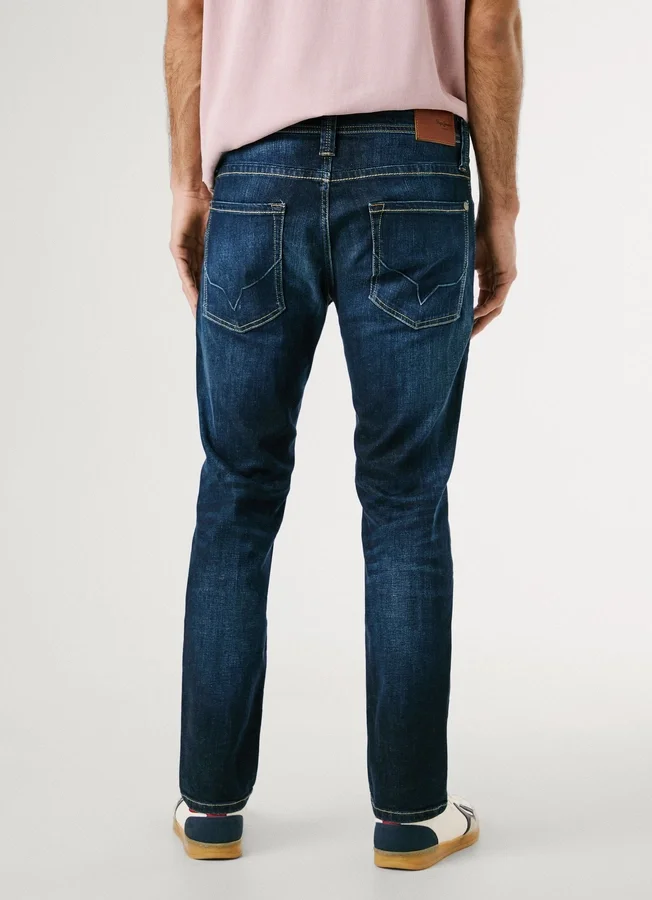 Regular-Fit-Jeans mit mittlerer Leibhöhe – Cash Regular-Fit-Jeans mit mittlerer Leibhöhe – Cash