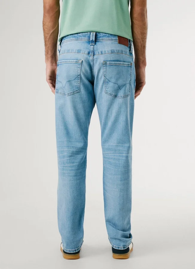 Regular-Fit-Jeans mit mittlerer Leibhöhe – Cash Regular-Fit-Jeans mit mittlerer Leibhöhe – Cash