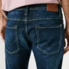 Regular-Fit-Jeans mit mittlerer Leibhöhe – Cash Regular-Fit-Jeans mit mittlerer Leibhöhe – Cash