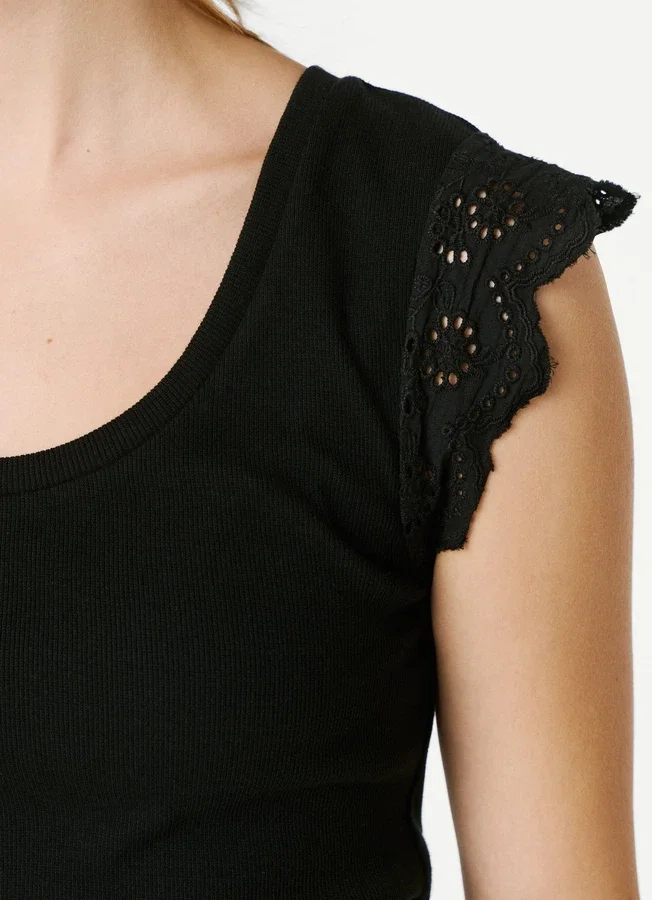Ärmellose gerippte Bluse Ärmellose gerippte Bluse