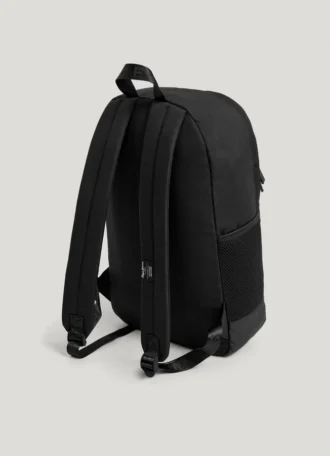 Rucksack mit aufgedrucktem Logo