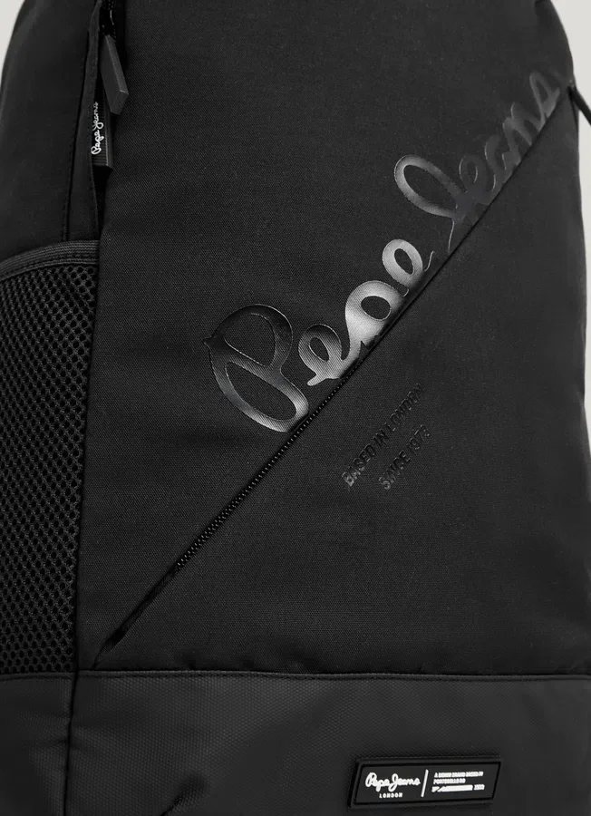 Rucksack mit aufgedrucktem Logo Rucksack mit aufgedrucktem Logo
