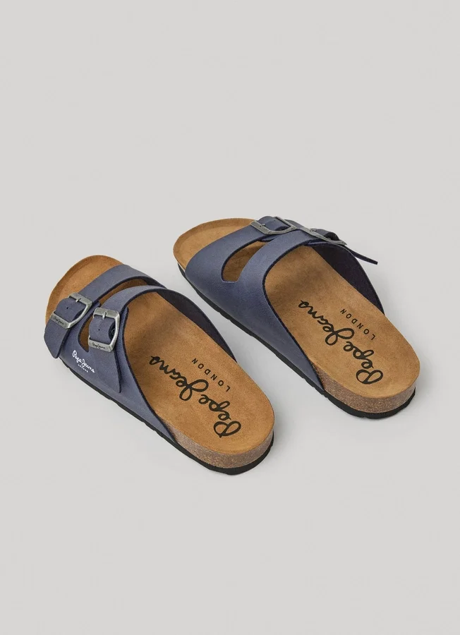 Sandalen mit doppelter Schnalle Sandalen mit doppelter Schnalle