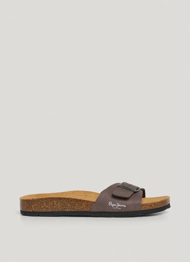 Sandalen mit Schnalle Sandalen mit Schnalle