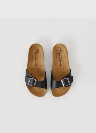 Sandalen mit Schnalle