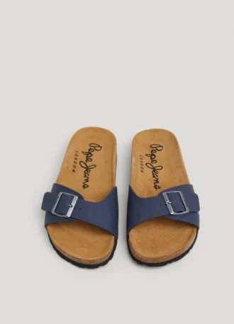 Sandalen mit Schnalle