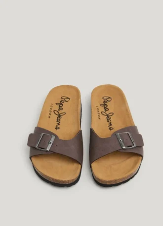 Sandalen mit Schnalle