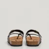 Sandalen mit Tierprint und Schnalle