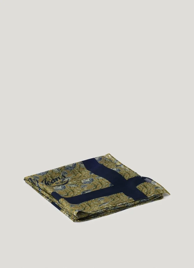 Schal mit Blumenmuster Schal mit Blumenmuster