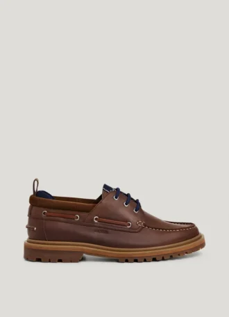 Segelschuhe aus Leder