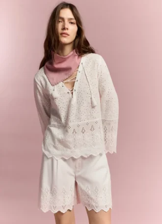 Shorts mit durchbrochenen Details