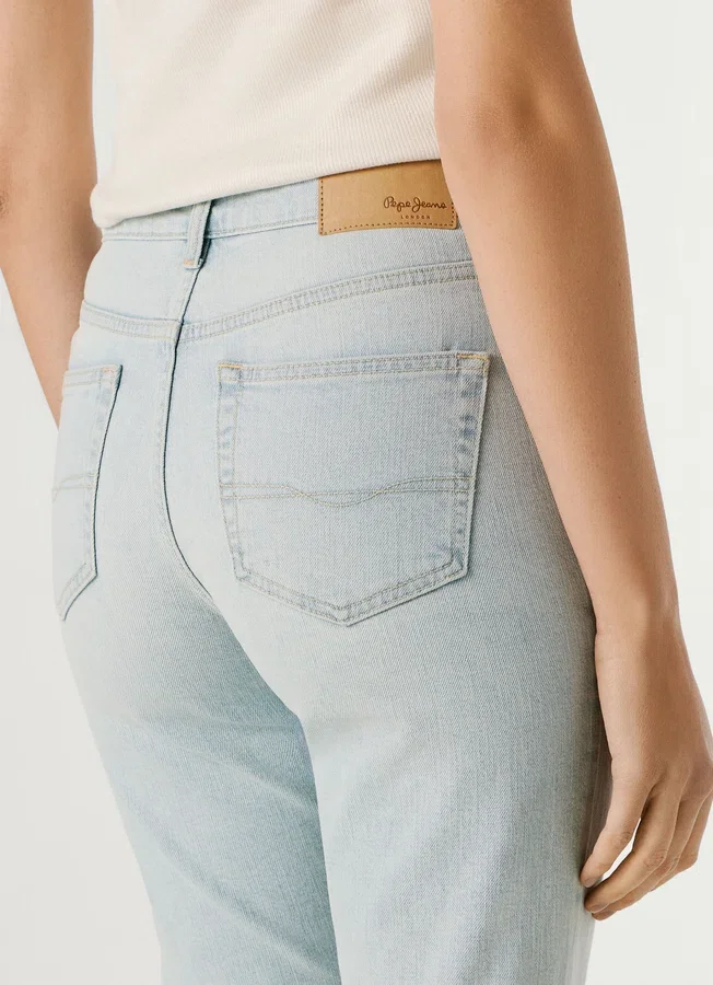 Slim-Fit-Denim-Bermudashorts Slim-Fit-Denim-Bermudashorts