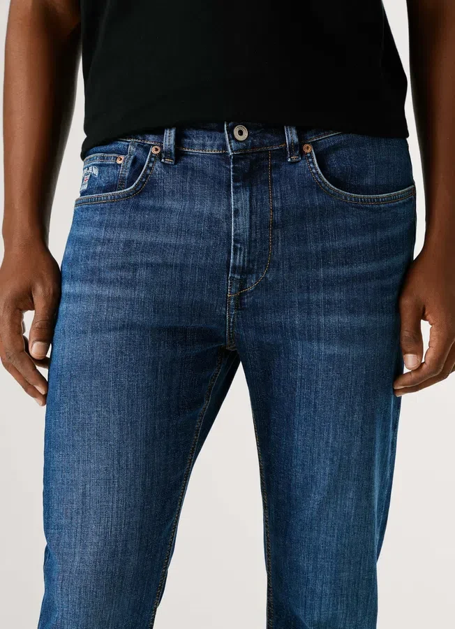Slim-Fit-Jeans mit mittlerer Leibhöhe – Hatch Slim-Fit-Jeans mit mittlerer Leibhöhe – Hatch