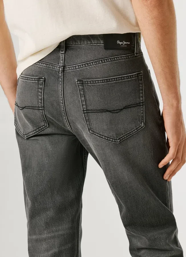 Slim-Fit-Jeans mit mittlerer Leibhöhe – Hatch Slim-Fit-Jeans mit mittlerer Leibhöhe – Hatch