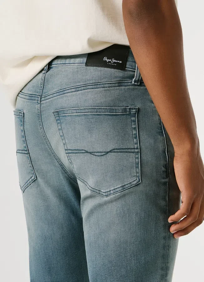 Slim-Fit-Jeans mit mittlerer Leibhöhe – Hatch Slim-Fit-Jeans mit mittlerer Leibhöhe – Hatch