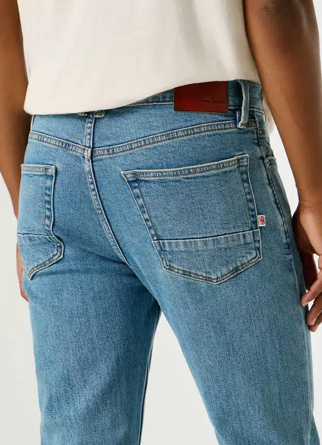 Slim-Fit-Jeans mit mittlerer Leibhöhe – Hatch Slim-Fit-Jeans mit mittlerer Leibhöhe – Hatch
