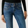 Slim-Fit-Jeans mit mittlerer Leibhöhe – Iconic Gen