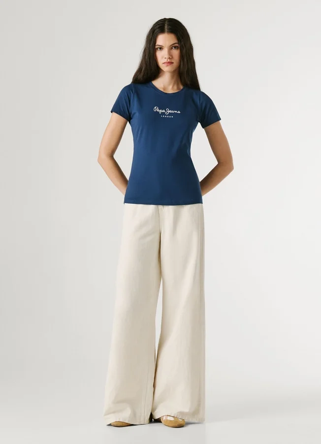 Slim Fit T-Shirt mit Logo-Print Slim Fit T-Shirt mit Logo-Print