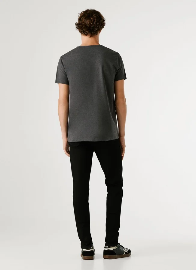 Slim Fit T-Shirt mit Logo-Print Slim Fit T-Shirt mit Logo-Print