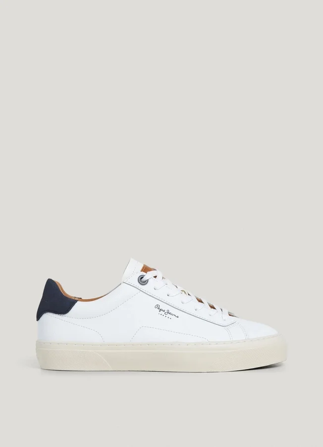 Sneaker aus Leder mit Details aus Wildleder Sneaker aus Leder mit Details aus Wildleder