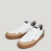 Sneaker aus Leder mit Details aus Wildleder Sneaker aus Leder mit Details aus Wildleder