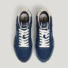Sneaker aus Leder mit Details aus Wildleder Sneaker aus Leder mit Details aus Wildleder