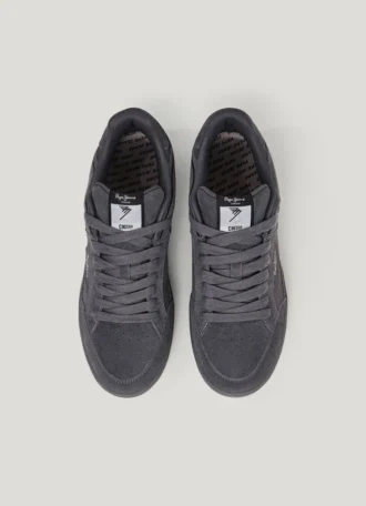 Sneaker mit Cupsole aus Wildleder
