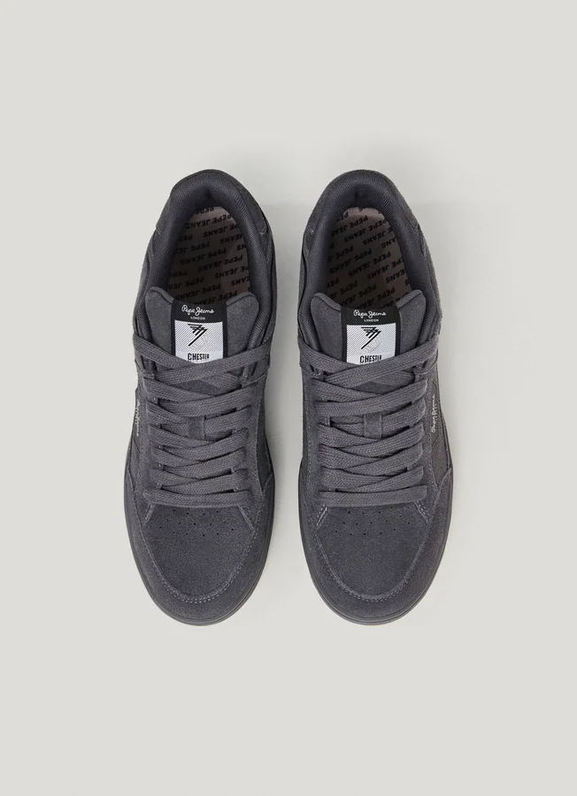 Sneaker mit Cupsole aus Wildleder Sneaker mit Cupsole aus Wildleder