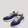 Sneaker mit Details aus Wildleder Sneaker mit Details aus Wildleder