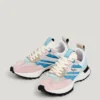 Sneaker mit transparenten Details Sneaker mit transparenten Details