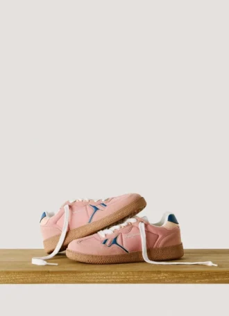Sneakers mit Cupsole in Wildlederoptik