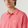 Stückgefärbtes Piqué-Poloshirt Stückgefärbtes Piqué-Poloshirt